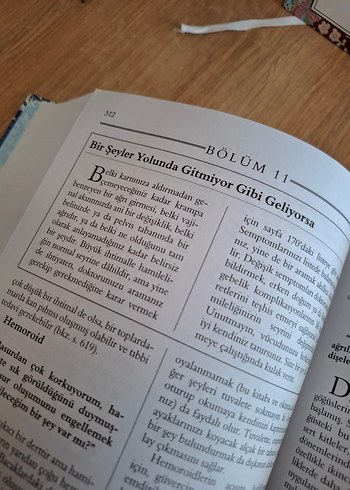 Beden Renk Ebeveynlik ve bebeklik ile ilgili 2 rehber kitap (Ciltli)