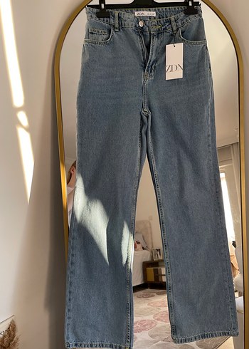 27 Beden Rahat Kesim Midi Boy Beyaz Denim Kadın Jean
