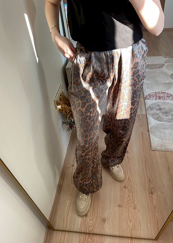 l Beden Drapeli Kahverengi Batik Desenli Rahat Kadın Pantolon