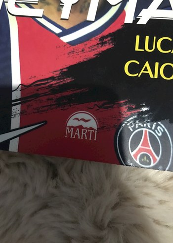 Neymar - Bir Futbol Sihirbazının İzinde Kitabı