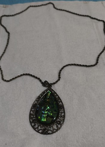 Uzun Zincirli Turkuaz Yılan Desenli Gotik Kolye