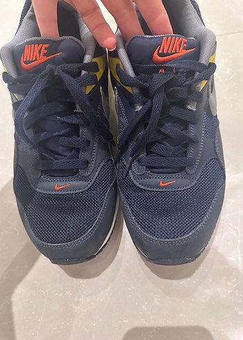 42 Beden Nike Air Spor Ayakkabı