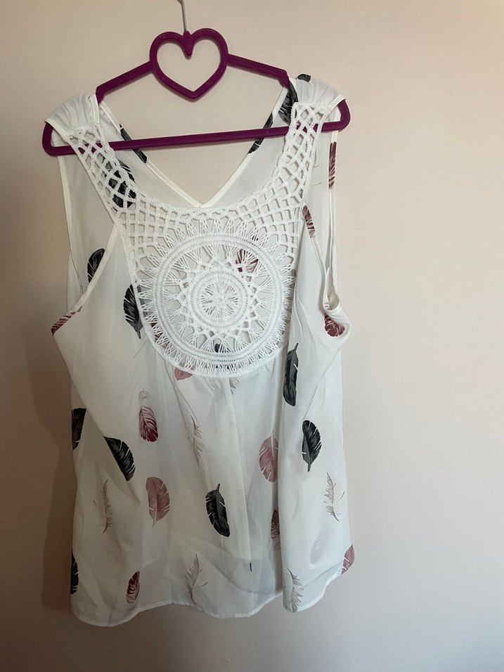 Bohem Tarzı V Yakalı Kolsuz  Bluz - Görsel 2