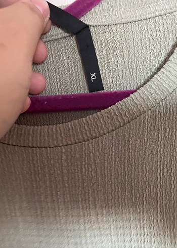 Yuvarlak yaka hafif yarasa kol yeşil büyük beden buluz - Görsel 2