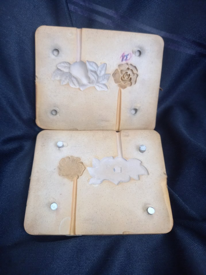 Vintage efemera çiçek desenli kalıp - Görsel 2