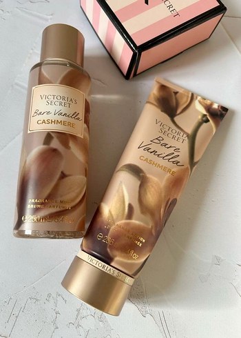 Victoria's Secret Bare Vanilla Cashmere Vücut Spreyi
