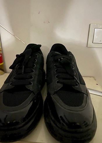 Alexander McQueen 42