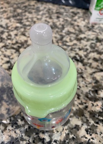 Pastel Yeşil Bebek Biberonu - Görsel 3