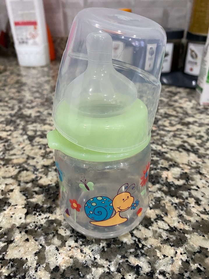 Pastel Yeşil Bebek Biberonu - Görsel 2