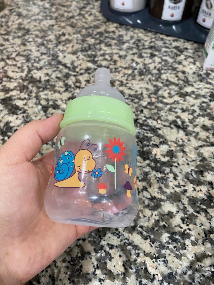 Pastel Yeşil Bebek Biberonu - Görsel 4