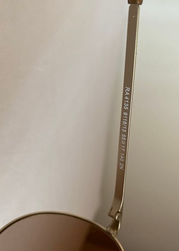  Beden ralph lauren güneş gözlüğü