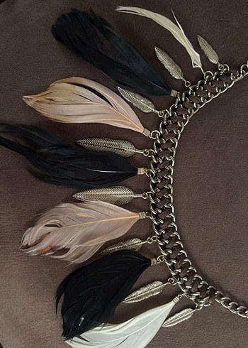 Etnik Desenli Zincir Detaylı Kısa Tüylü Kolye - Görsel 3