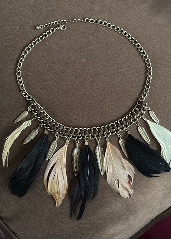 Etnik Desenli Zincir Detaylı Kısa Tüylü Kolye - Görsel 4