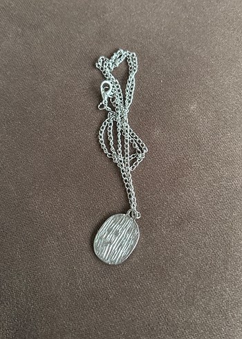 Gri S Harfli Uzun Zincirli Kadın Kolye - Görsel 2