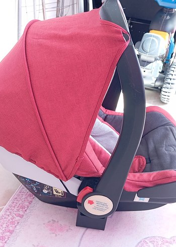0 - 13 kg Beden Kırmızı ve Gri Bebek Oto Koltuğu
