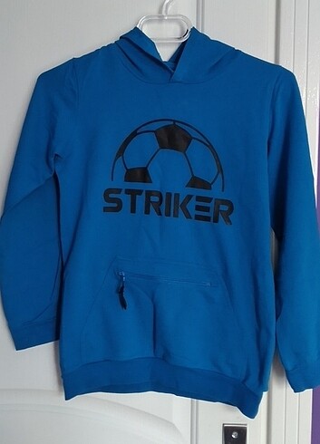 Erkek çocuk mavi sweatshirt