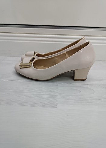 Pudra Tokalı Klasik Kadın Topuklu Ayakkabı - Görsel 2