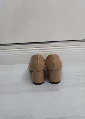 Bej Kadın Klasik Topuklu Ayakkabı - Görsel 4