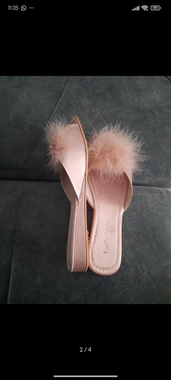 Diger Pembe Tüylü Kadın Terlik - Görsel 3