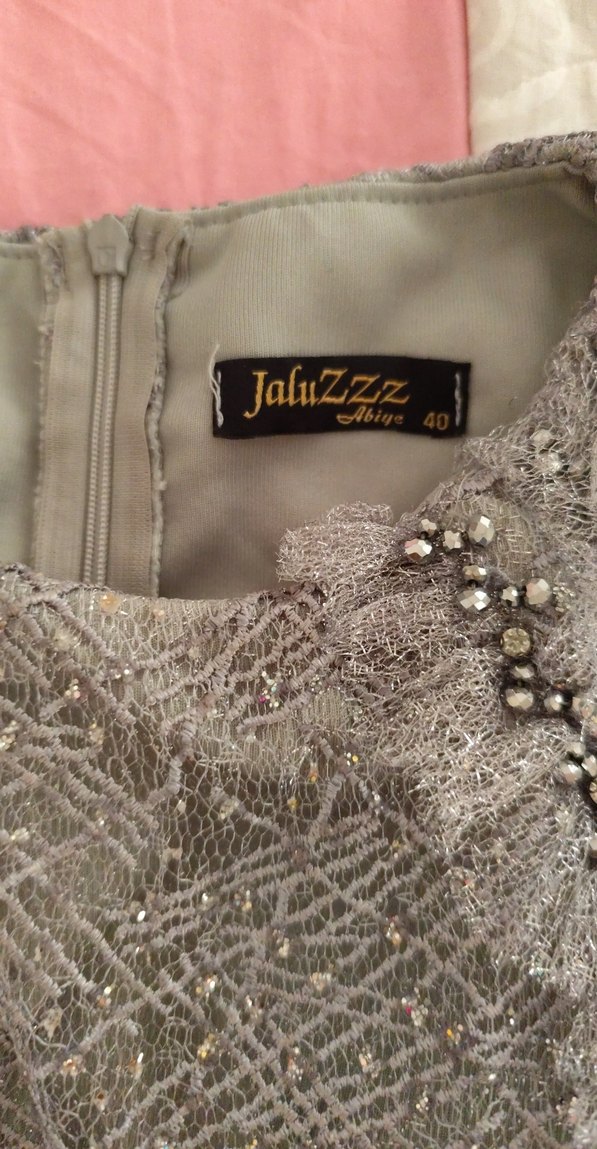 Dantel Detaylı Gri Uzun Kollu Nişan Elbisesi - Görsel 4