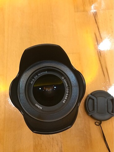 Beden nikon af-s dx nikkor 18-55mm lens