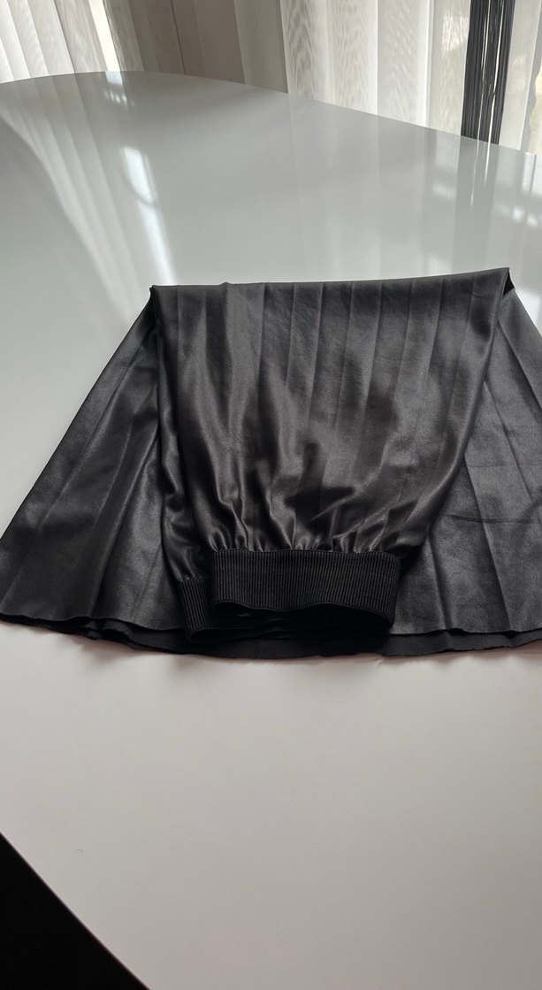 Piliseli Siyah kadın Eteği - Görsel 3