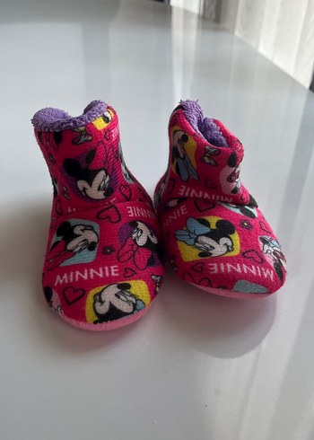 Renkli Minnie Mouse Baskılı Kız Çocuk Terlikleri - Görsel 3