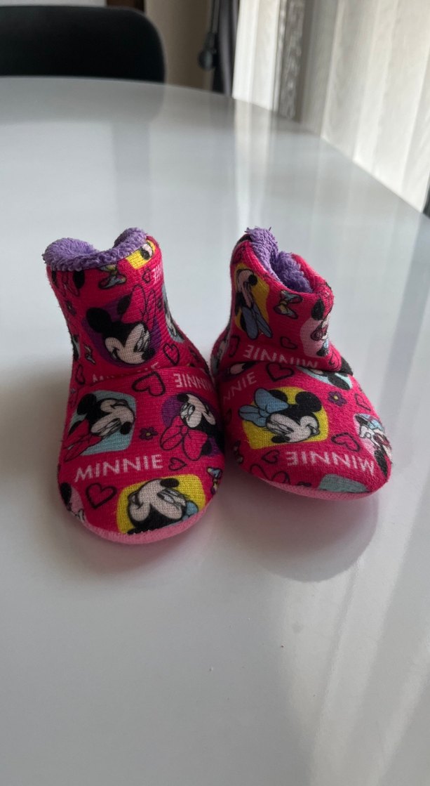 Renkli Minnie Mouse Baskılı Kız Çocuk Terlikleri - Görsel 3