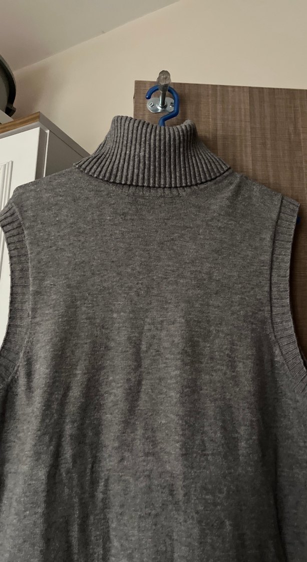 Gri Boğazlı Kolsuz Triko tunik - Görsel 2