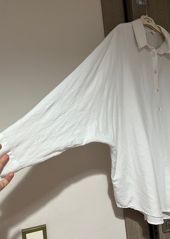 Düğmeli Beyaz Keten Kadın Gömlek - Görsel 2