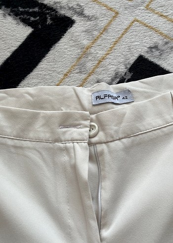 Beyaz Kadın Midi Kumaş Pantolon - Görsel 3