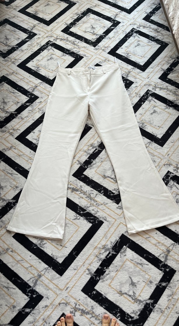 Beyaz Kadın Midi Kumaş Pantolon - Görsel 2
