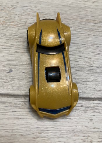 Altın Sarı Hotwheels araba