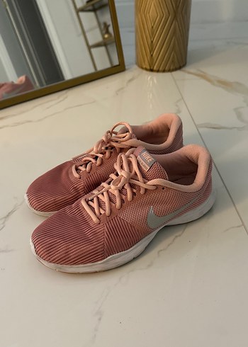 Nike Kadın Pembe Spor Ayakkabı