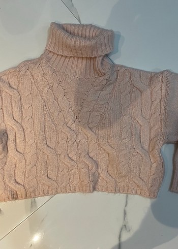 m Beden Stradivarius crop kazak
