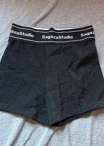 Siyah Baskılı Kadın Mini Şort