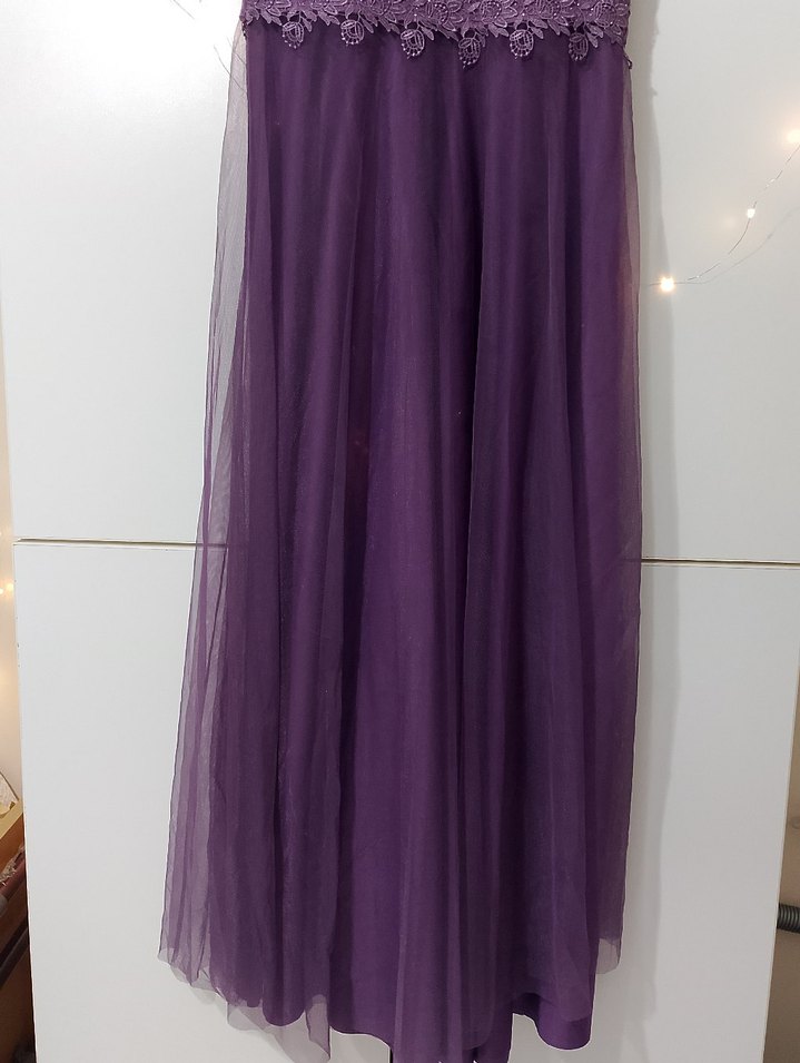 Mor V Yaka Dantel İşlemeli Uzun Abiye Elbise - Görsel 2