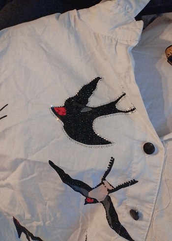 Düğmeli, Baskılı Beyaz Kadın Gömlek - Görsel 2