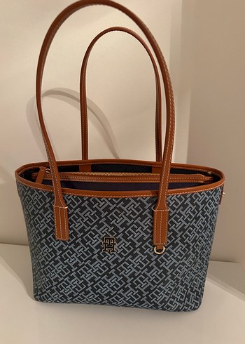 Tommy hilfiger çanta