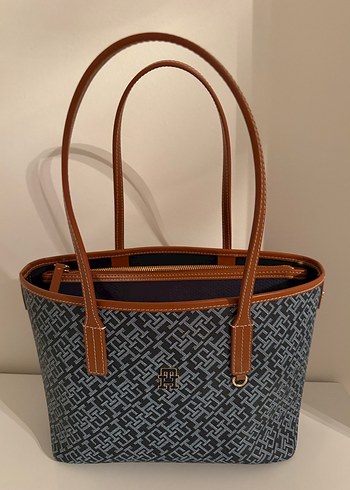 Beden Tommy hilfiger çanta