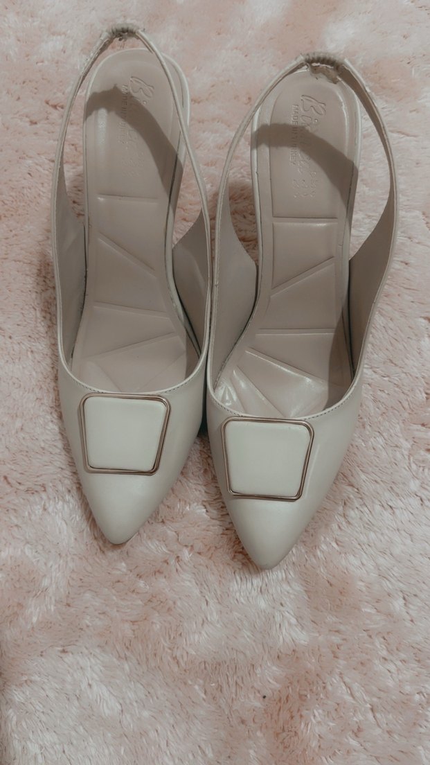 Bej Tokalı Kadın Klasik Topuklu Ayakkabı - Görsel 2