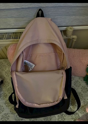  Beden Pembe Adidas Sırt Çantası
