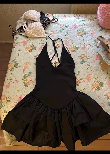 Zara siyah mini elbise