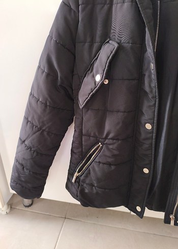 Kürk Detaylı Siyah Kadın Mont - Görsel 5