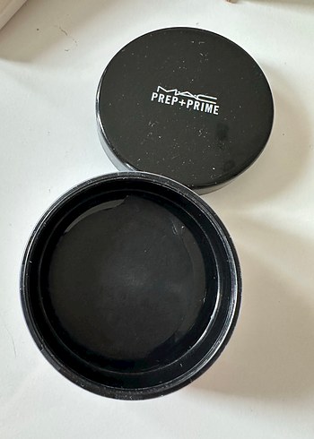 MAC Prep+Prime Beyaz Toz Pudra - Görsel 3