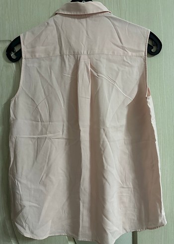 Uniqlo Uniqlo Düğmeli Beyaz Kolsuz Viskoz Gömlek