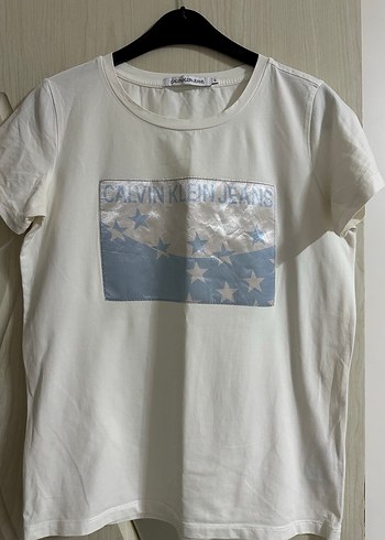 Calvin Klein Beyaz Baskılı Kısa Kollu Tişört