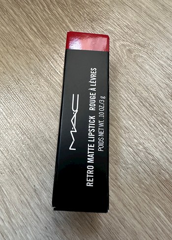 MAC 707 Ruby Woo Retro Matte