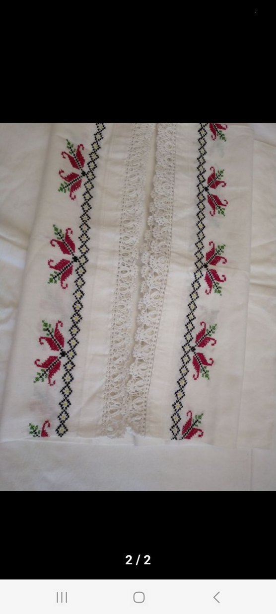 Nakışlı Beyaz yastik - Görsel 2