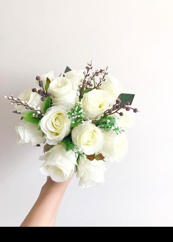 Dantel Detaylı Minimalist Beyaz Gelin Çiçeği - Görsel 2